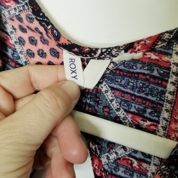 Roxy Dress V-neck Pink Purple Blue Patchwork Print Design Smocked cut out back S - Picture 7 of 14